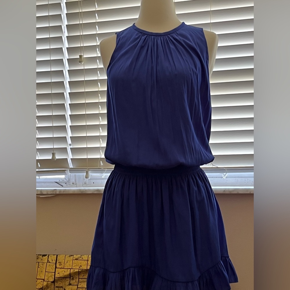 Beautiful Blue Silky easy to wear